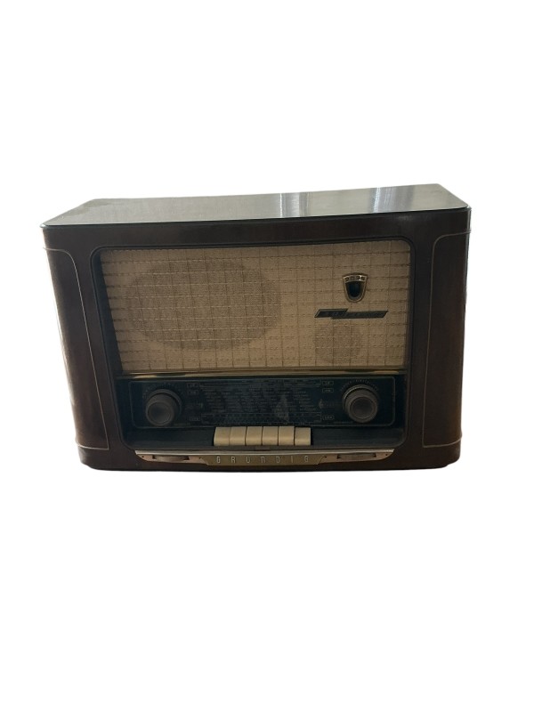 Grundig buizenradio